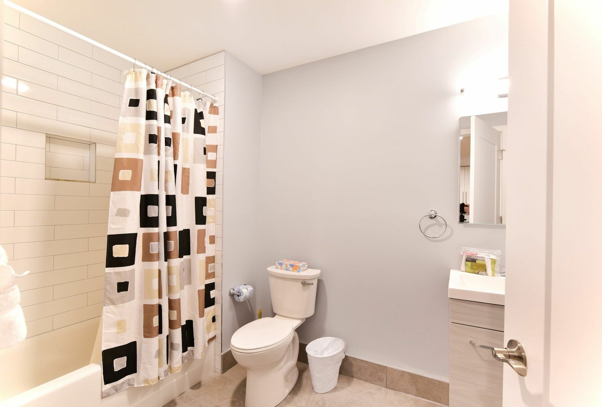 Global Luxury Suites At Longwood ブルックライン エクステリア 写真