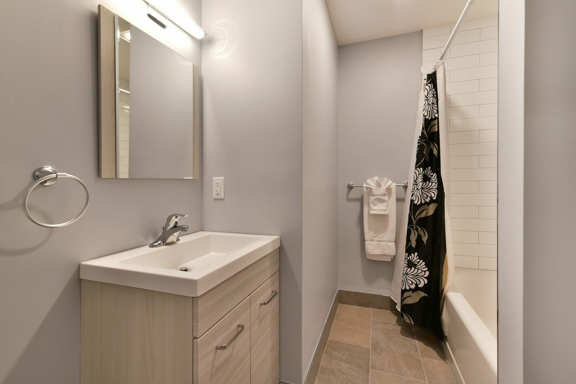 Global Luxury Suites At Longwood ブルックライン エクステリア 写真