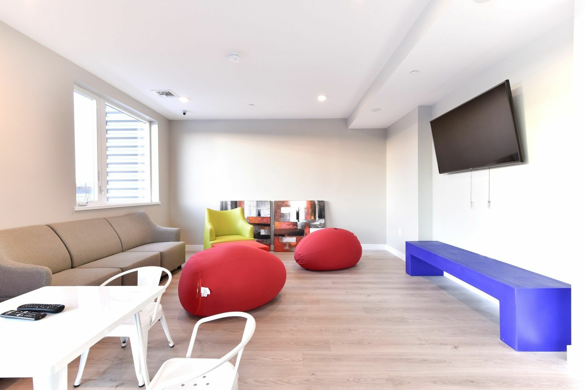 Global Luxury Suites At Longwood ブルックライン エクステリア 写真